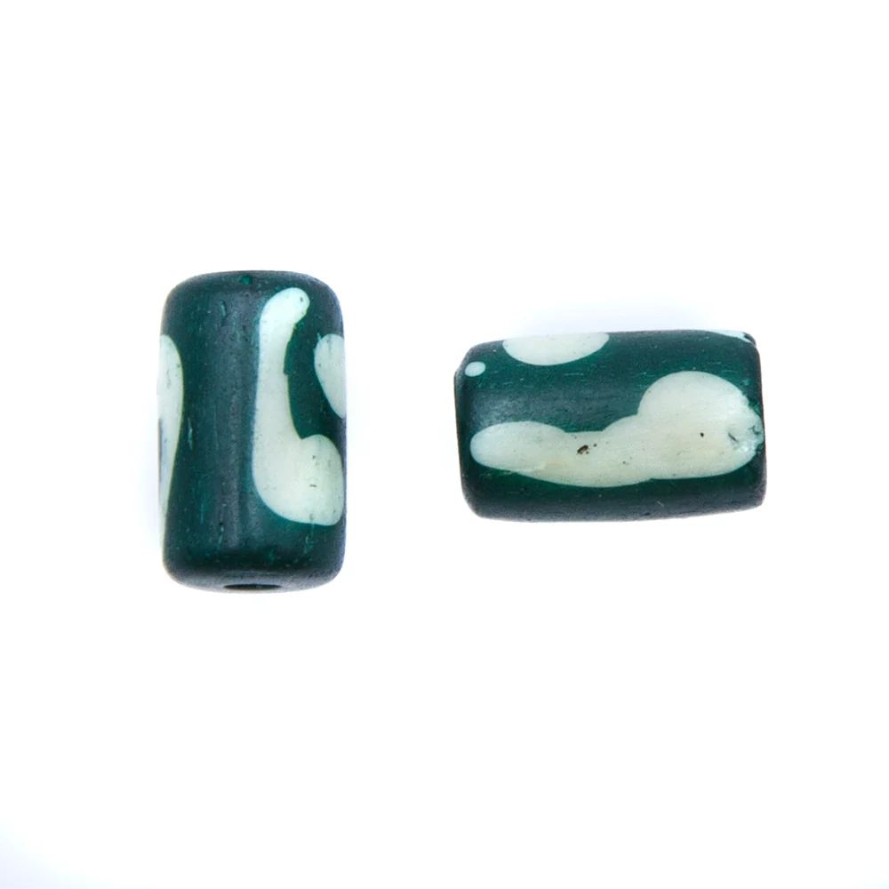 13BN188-W: India Bone Tube Dark Green w/White 7x13mm 25 Pieces