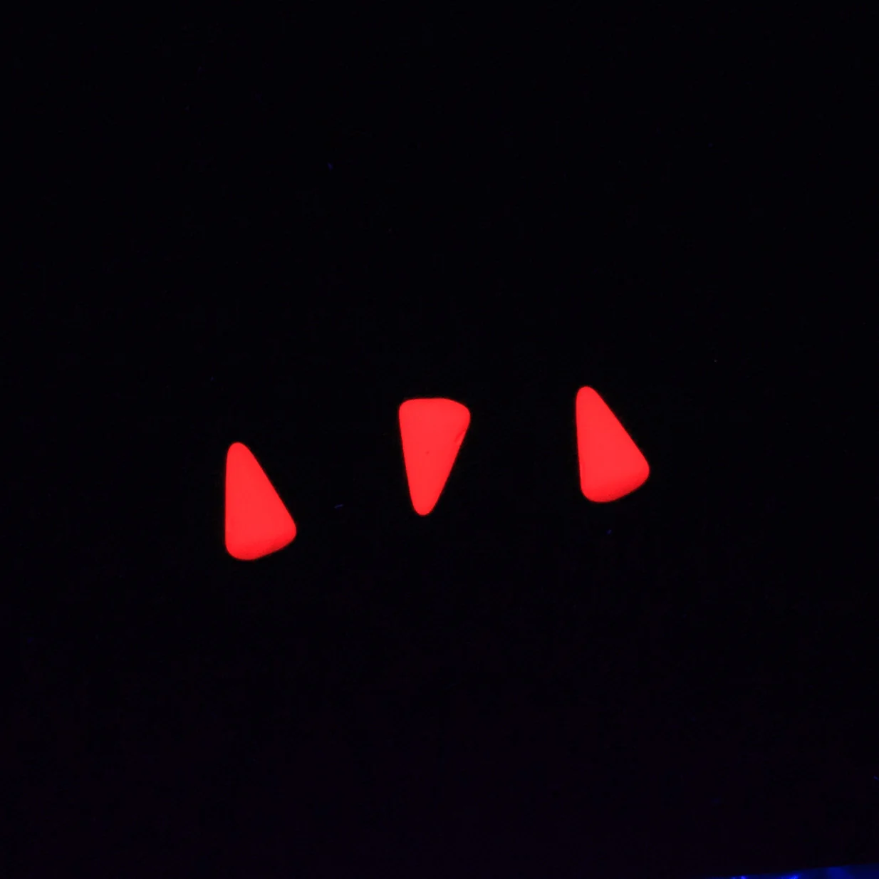 3DP638-NMR: CZ Spike Neon Orange Matte 4x7-5x8mm-25PC - Image 2