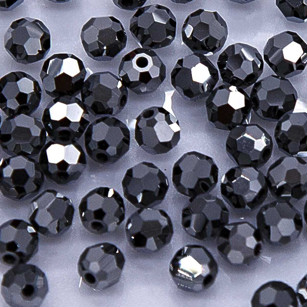 4CC309-F: Preciosa Crystal Round Hematite 4mm-72PC - Image 2