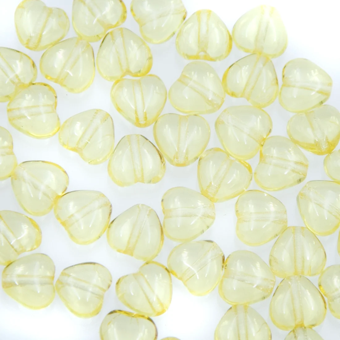 6HT221: CZ Heart Pale Jonquil 6mm 50 Pieces