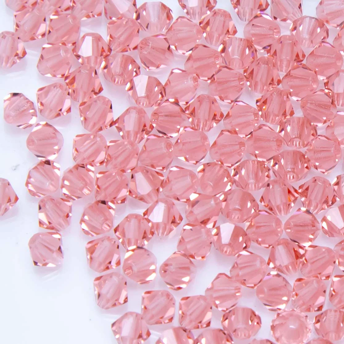 82CC293-RP: Preciosa Czech Crystal Diamond Rose Peach 4mm