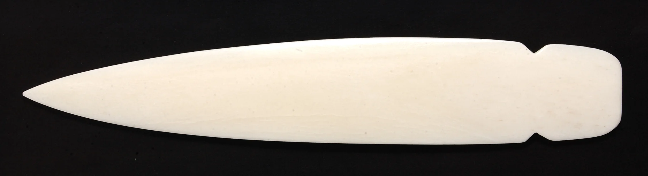 BN293: Bone Spear Head 32x180mm Average 1 Piece