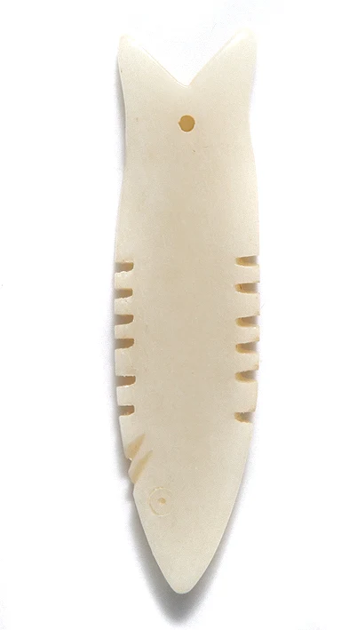 BN375-38: Bone Pendant Fish 14x55mm Average 4 Pieces