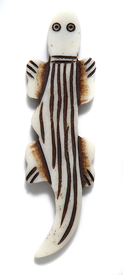 BN375-39: Bone Pendant Lizard 20x72mm Average 3 Pieces