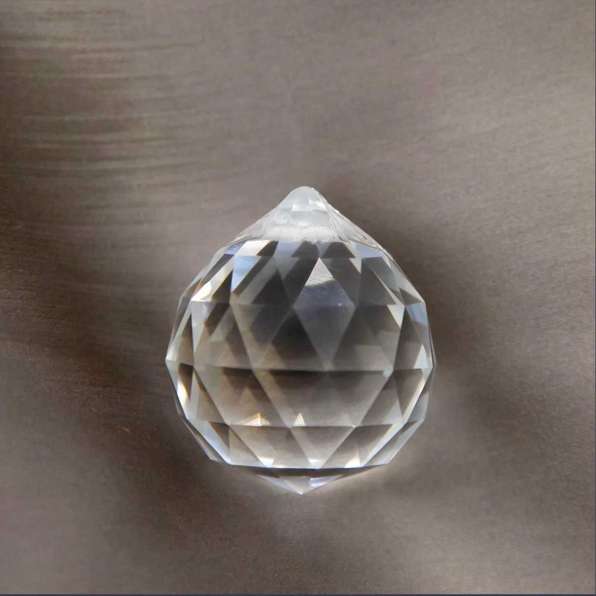 CD212-B30: Faceted Crystal Ball Pendant 30mm - Image 2