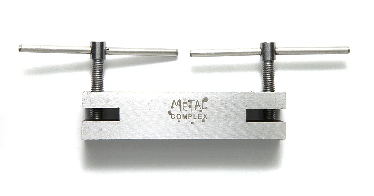 FI458-MS: Metal Screw Punch 1.5mm & 2mm